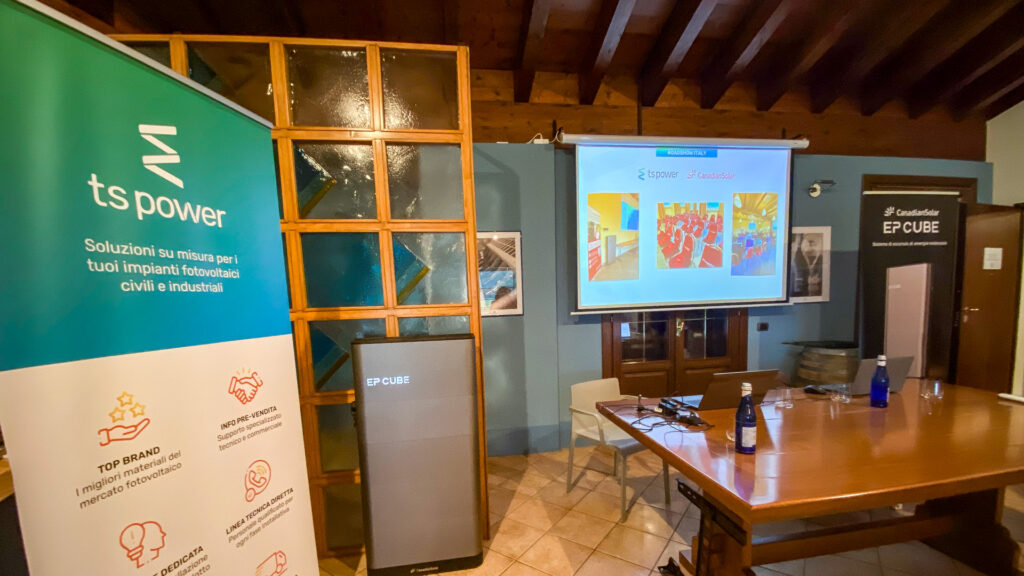 Evento fotovoltaico di Brescia con TS Power e Canadian Solar